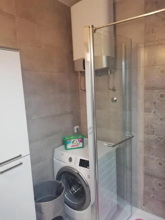 Alnea Apartment Split