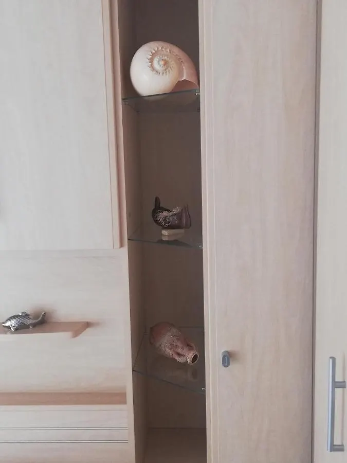 Alnea Apartment Split