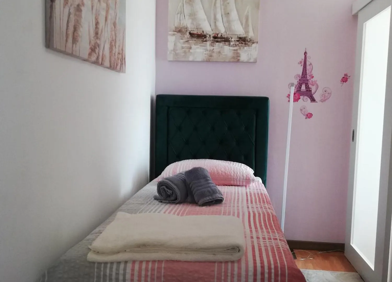 Alnea Apartment Split